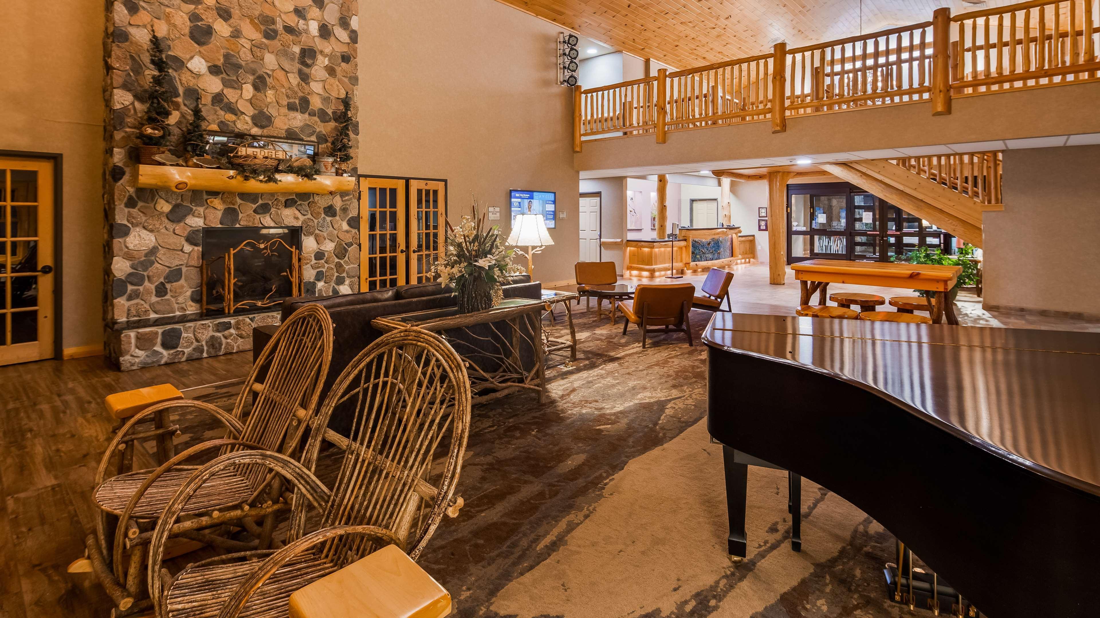 Best Western Premier The Lodge On Lake Detroit Detroit Lakes Ngoại thất bức ảnh